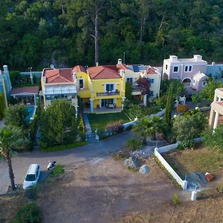 Villa Yellow Gokbel Daily Weekly
