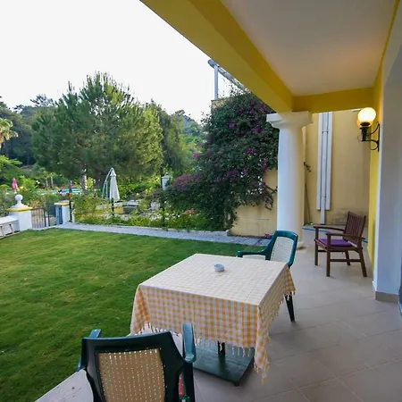 Villa Yellow Gokbel Daily Weekly *