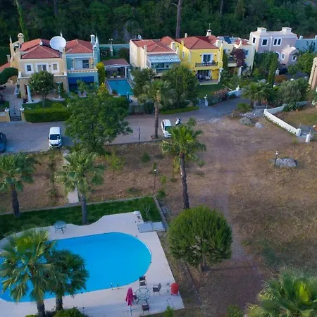 Yellow Gokbel Daily Weekly Marmaris